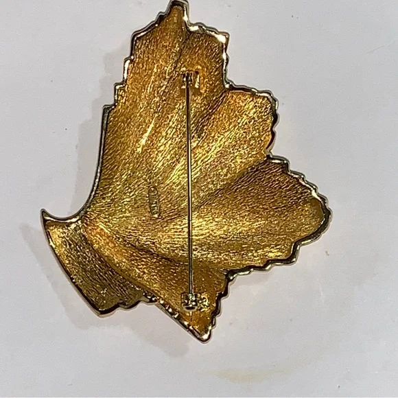 CHRISTIAN DIOR 14k gold plated STYLIZED FAN pin back BROOCH